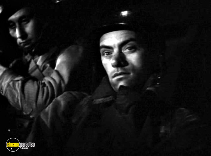 A still #23 from A Walk in the Sun (1945)