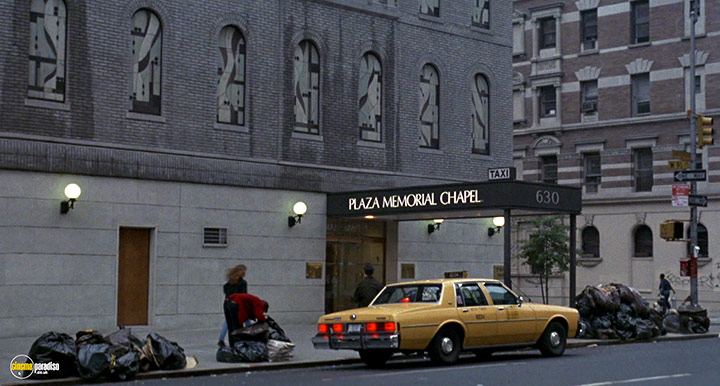 A still #22 from Light Sleeper (1992)
