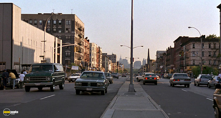 A still #17 from Light Sleeper (1992)