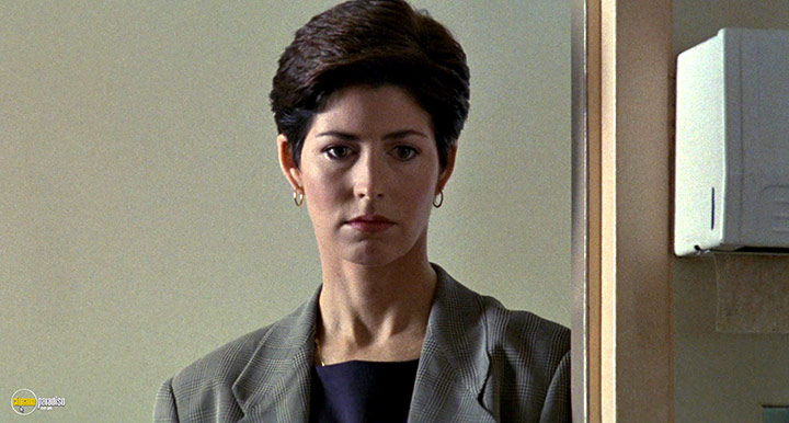 A still #4 from Light Sleeper (1992)