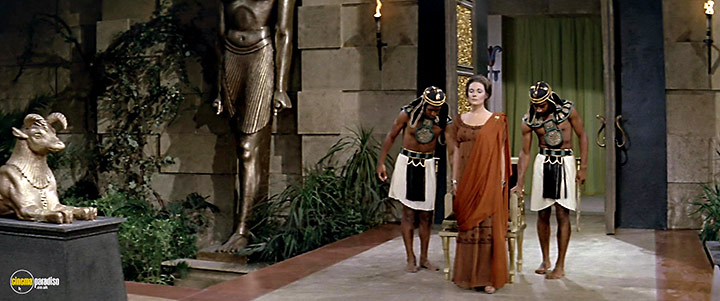 A still #19 from Antony and Cleopatra (1972)