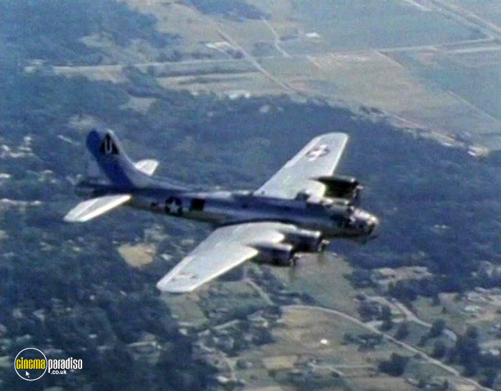 A still #15 from Heroes of Aviation: World War II (2006)