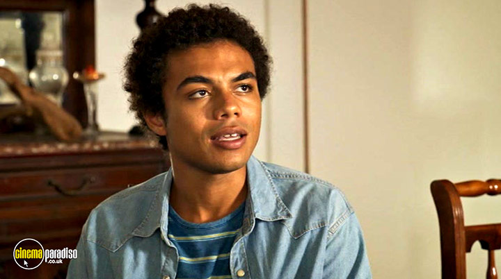 A still #13 from Death in Paradise: Series 10 (2021)