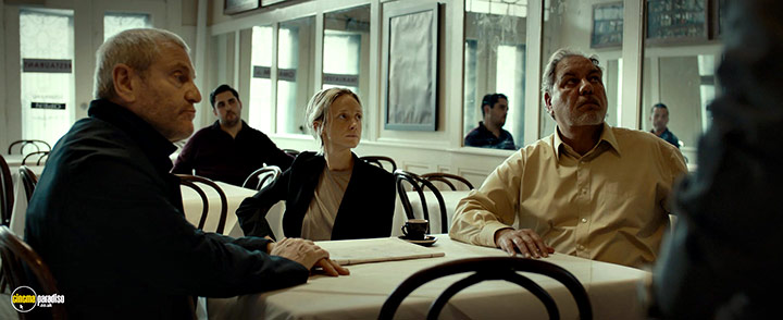 A still #28 from ZeroZeroZero (2020)