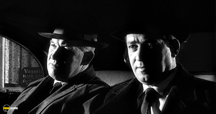 A still #28 from The Frightened City (1961)