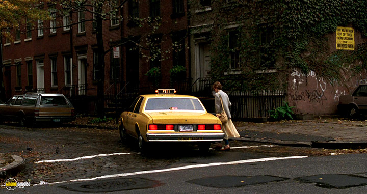 A still #30 from Manhattan Murder Mystery (1993)
