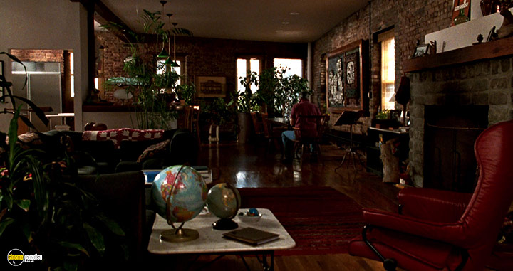 A still #4 from Manhattan Murder Mystery (1993)