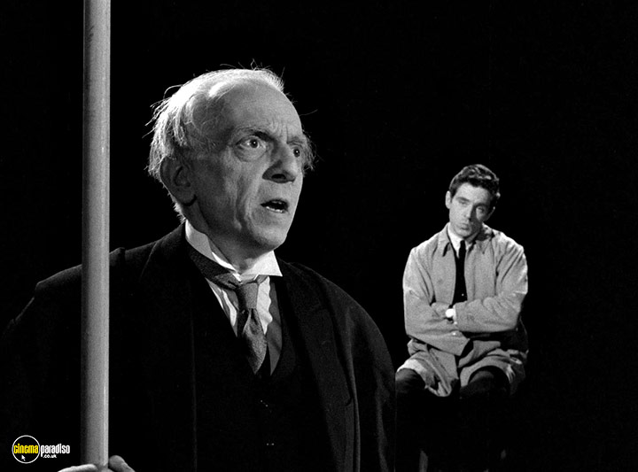 A still #32 from The Strange World of Gurney Slade: Series (1960)