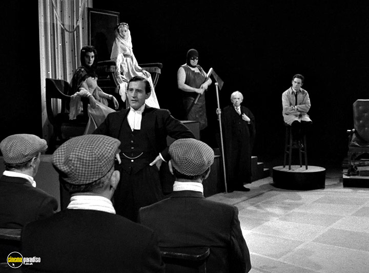 A still #35 from The Strange World of Gurney Slade: Series (1960)