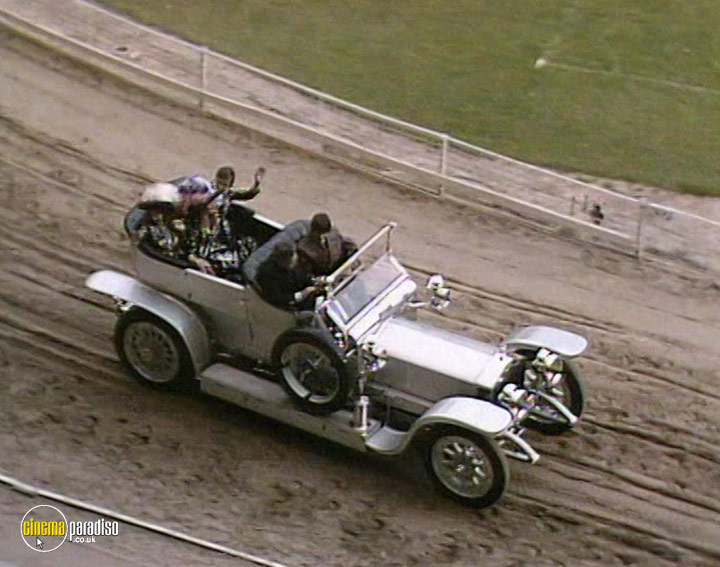A still #25 from The Biggest Band Spectacular in the World (1981)