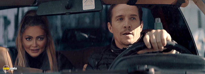 A still #9 from The Serpent (2020)