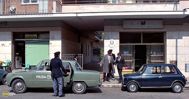 A still #20 from No, the Case is Happily Resolved (1973)