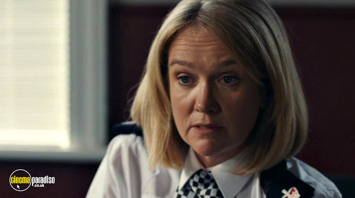 A still #23 from Innocent: Series 2 (2021)