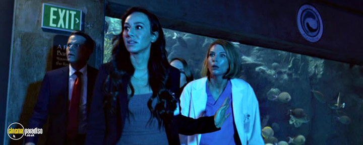 A still #23 from Aquarium of the Dead (2021)