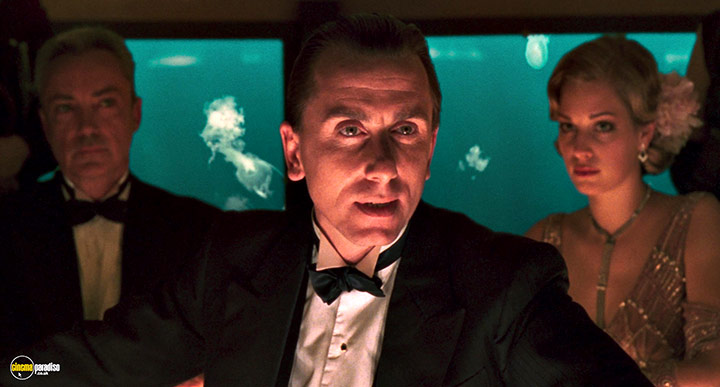A still #24 from Invincible (2001)