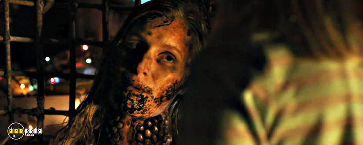 A still #7 from The Nest (2021)