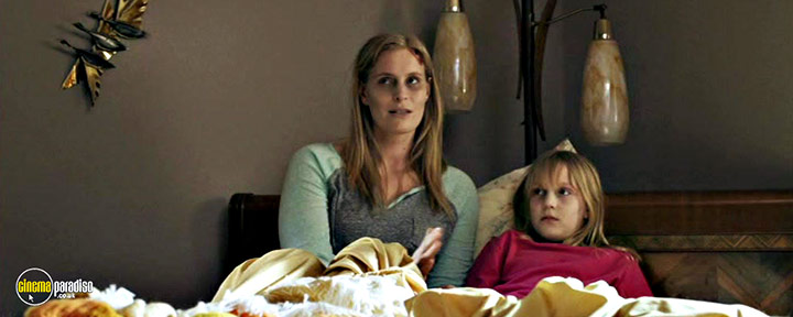 A still #1 from The Nest (2021)
