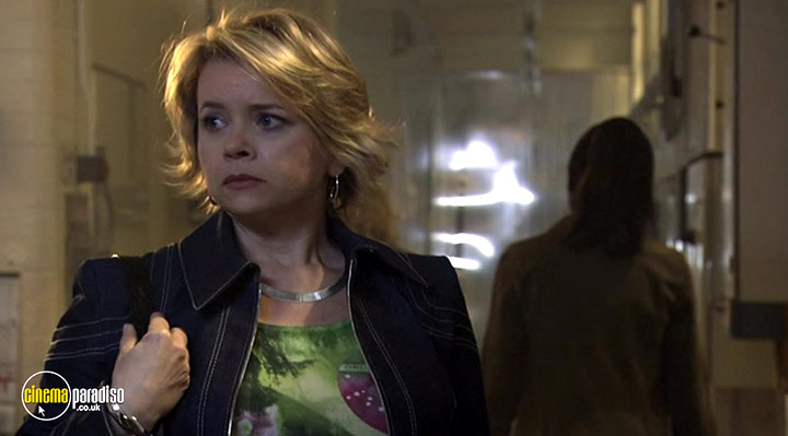 A still #3 from Murder Investigation Team: Series 2 (2005)