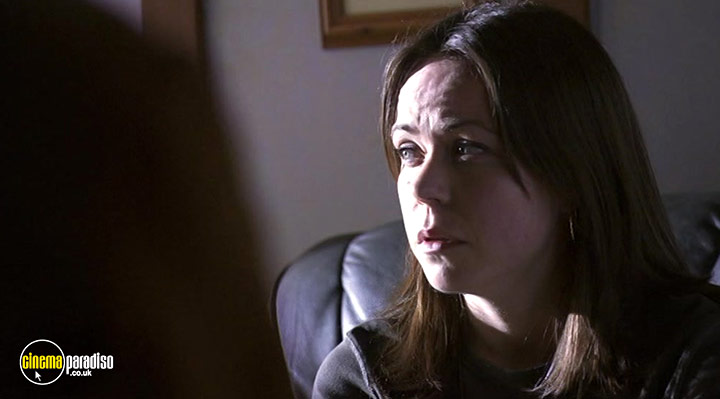 A still #28 from Murder Investigation Team: Series 2 (2005)