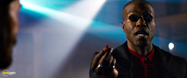A still #54 from The Matrix Resurrections (2021)