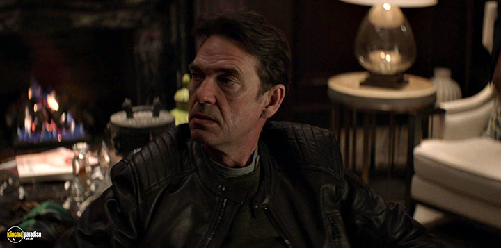 A still #18 from Batwoman: Series 2 (2021)