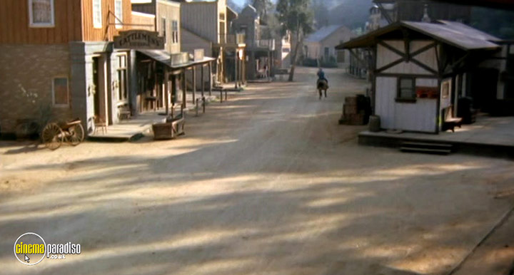 A still #32 from The Magnificent Seven Ride! (1972)