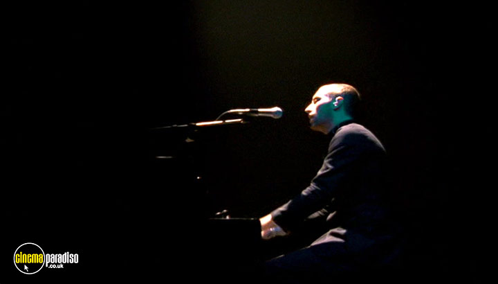 A still #25 from Coldplay: Live 2003 (2003)