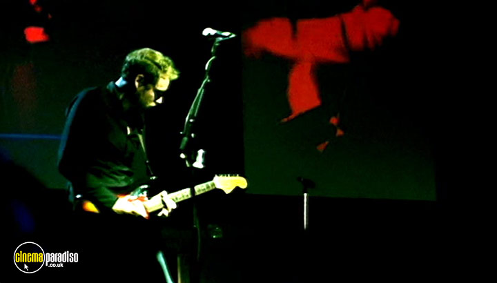 A still #15 from Coldplay: Live 2003 (2003)