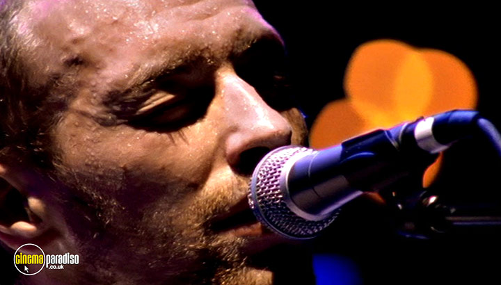 A still #12 from Coldplay: Live 2003 (2003)