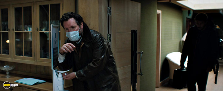 A still #31 from In the Earth (2021)