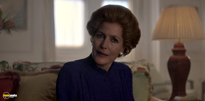 A still #18 from The Crown: Series 4 (2020)
