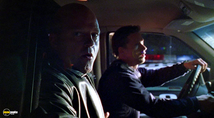 A still #24 from The Shield: Series 1 (2002)