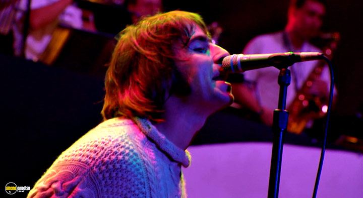 A still #22 from Oasis: Knebworth 1996 (2021)