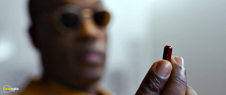 A still #62 from The Matrix Resurrections (2021)