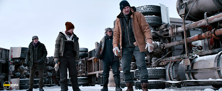 A still #37 from The Ice Road (2021)