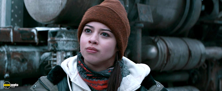 A still #34 from The Ice Road (2021)