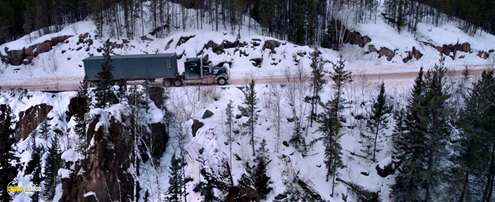 A still #27 from The Ice Road (2021)