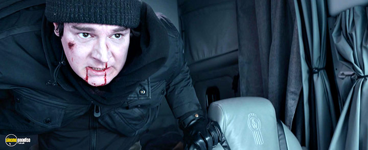 A still #19 from The Ice Road (2021)