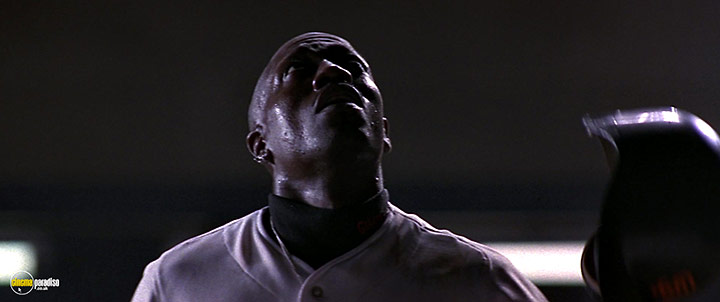 A still #16 from The Fan (1996)