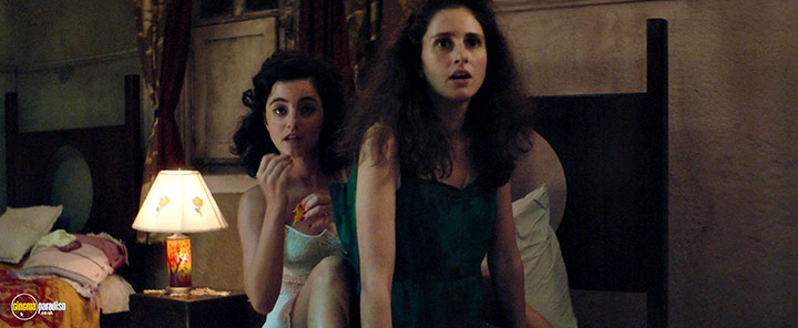 A still #1 from The Invisible Life of Eurídice Gusmão (2019)