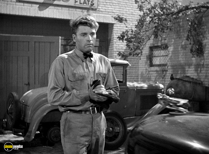 A still #38 from The Killers (1946)