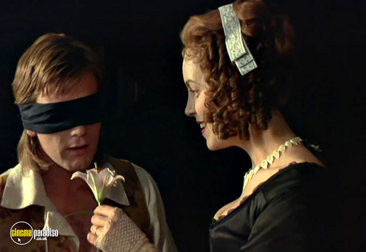 A still #14 from The Serpent's Kiss (1997)