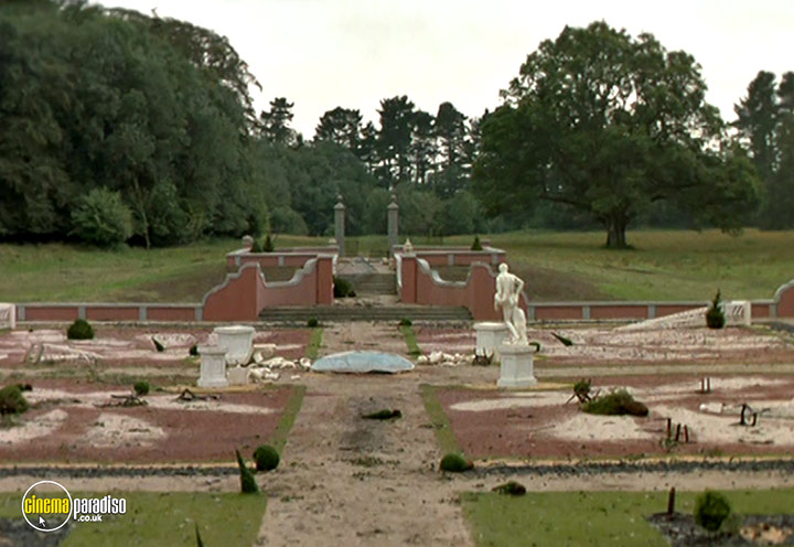A still #6 from The Serpent's Kiss (1997)