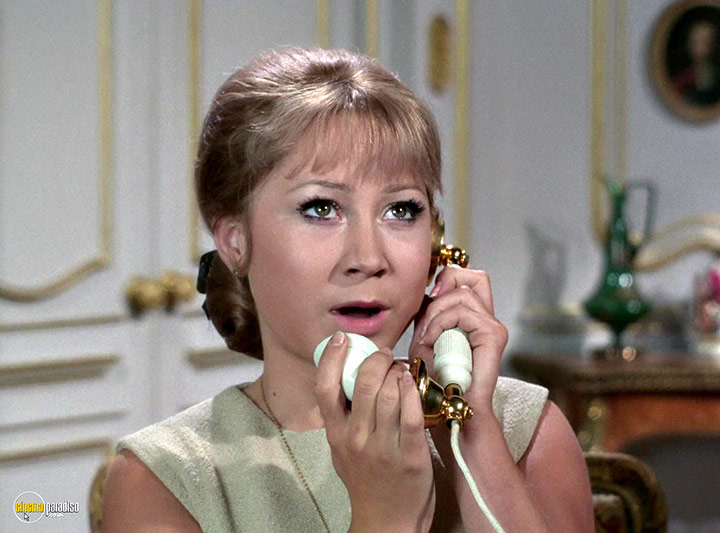 A still #65 from Man in a Suitcase: Series (1968)