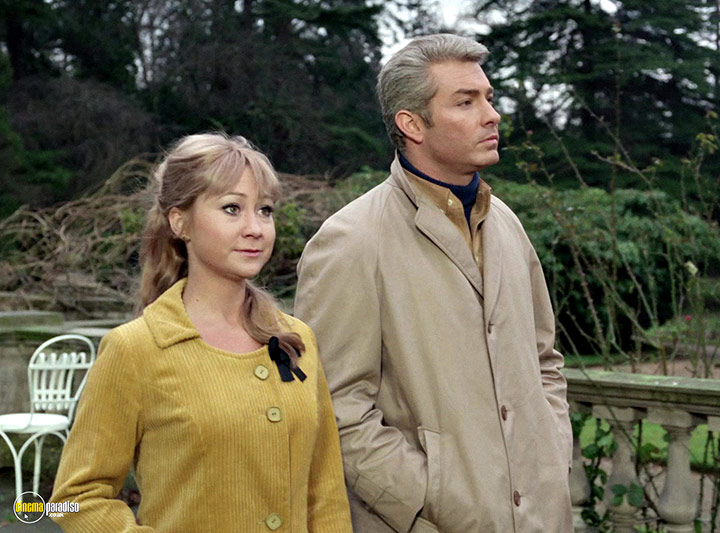 A still #66 from Man in a Suitcase: Series (1968)