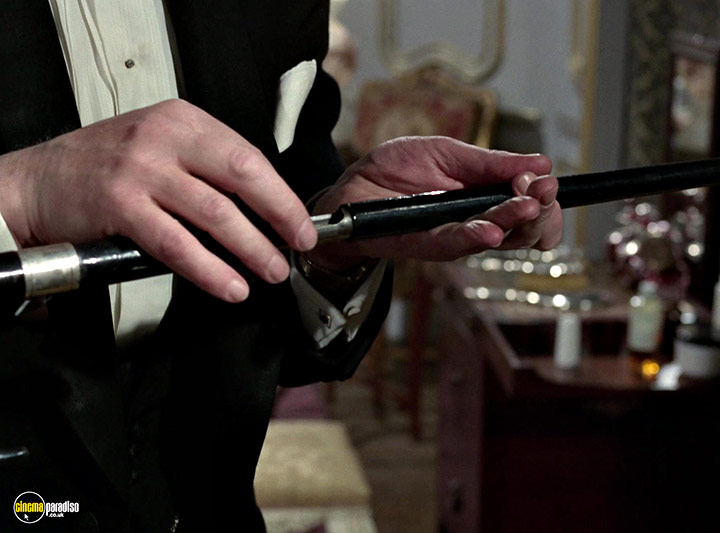 A still #70 from Man in a Suitcase: Series (1968)