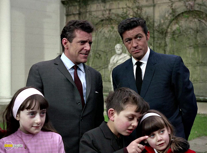 A still #79 from Man in a Suitcase: Series (1968)