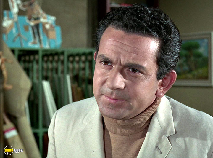 A still #85 from Man in a Suitcase: Series (1968)