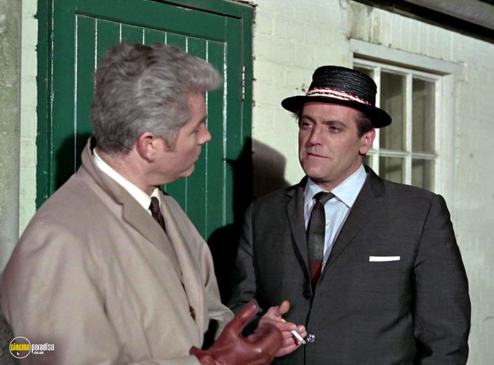 A still #89 from Man in a Suitcase: Series (1968)