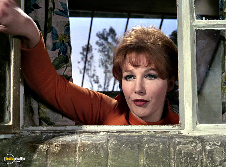A still #94 from Man in a Suitcase: Series (1968)